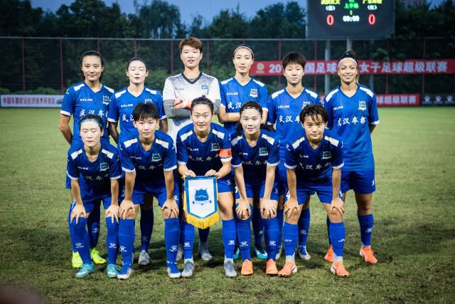 每体：关于巴萨用藤森给奥尔莫注册的猜测不实